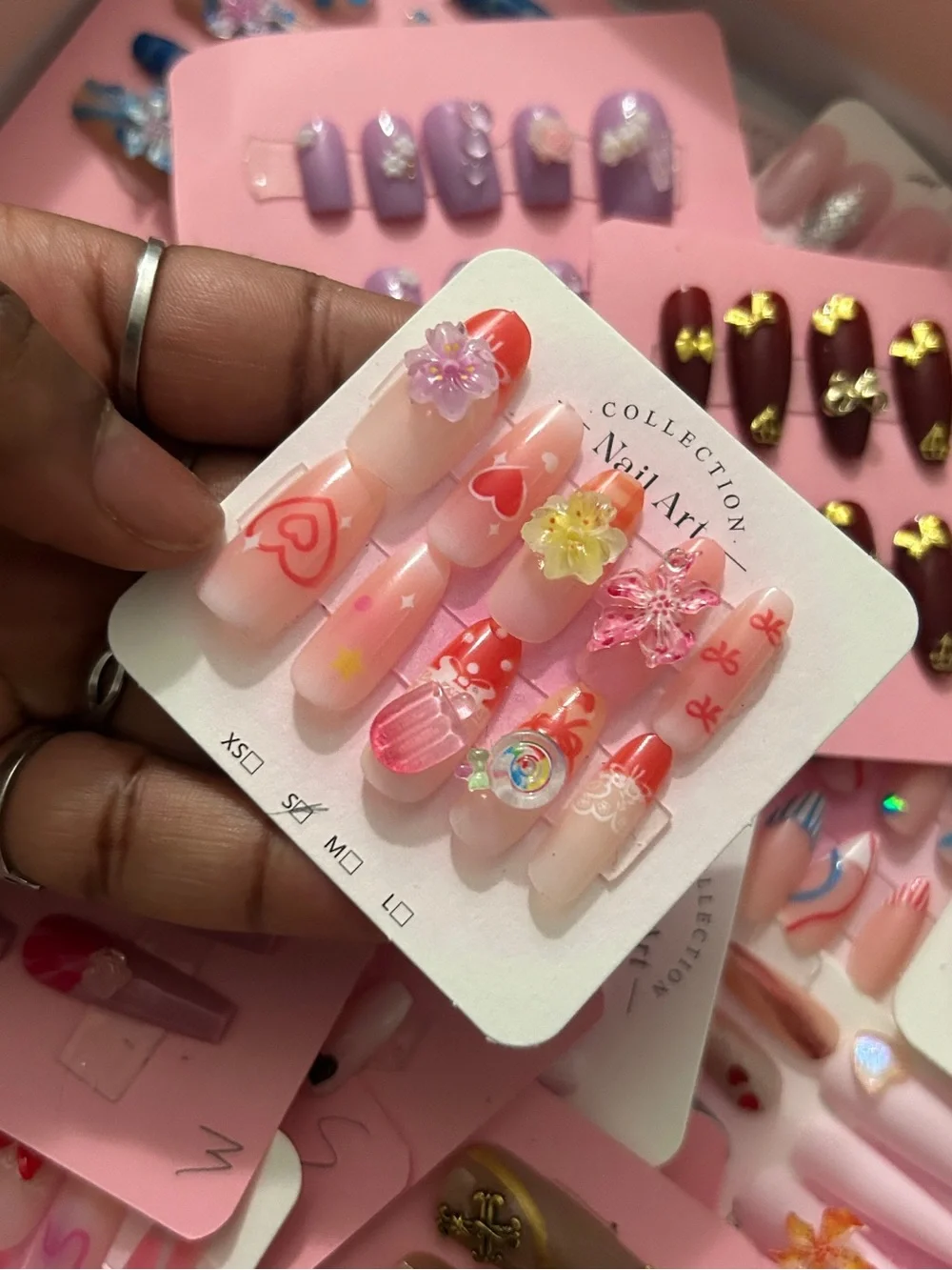 3D Floral Heart Press-On Nails in Pink & Coral